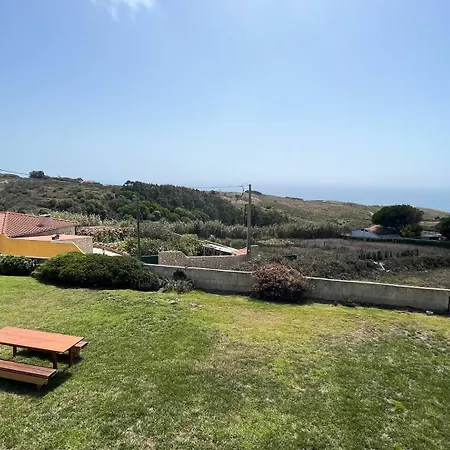 Entire In Azoia Hébergement de vacances *
